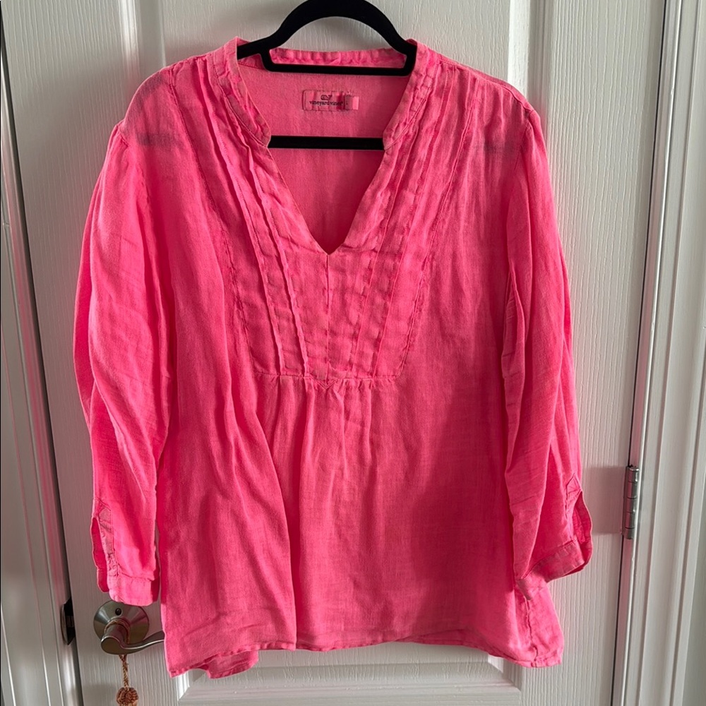 Elegant Blue Tunic with Flowy Design and Soft Fabric